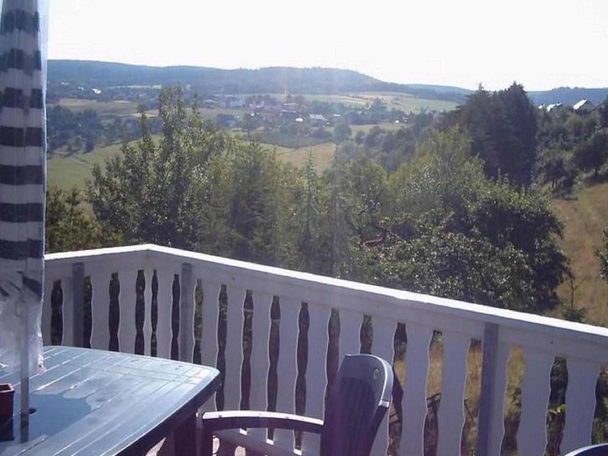 Charming Apartment In Morbach Germany With Terrace Thalfang Buitenkant foto